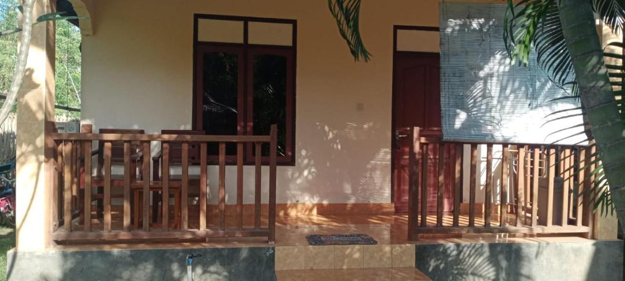 Puring Bungalows Gili Air Buitenkant foto