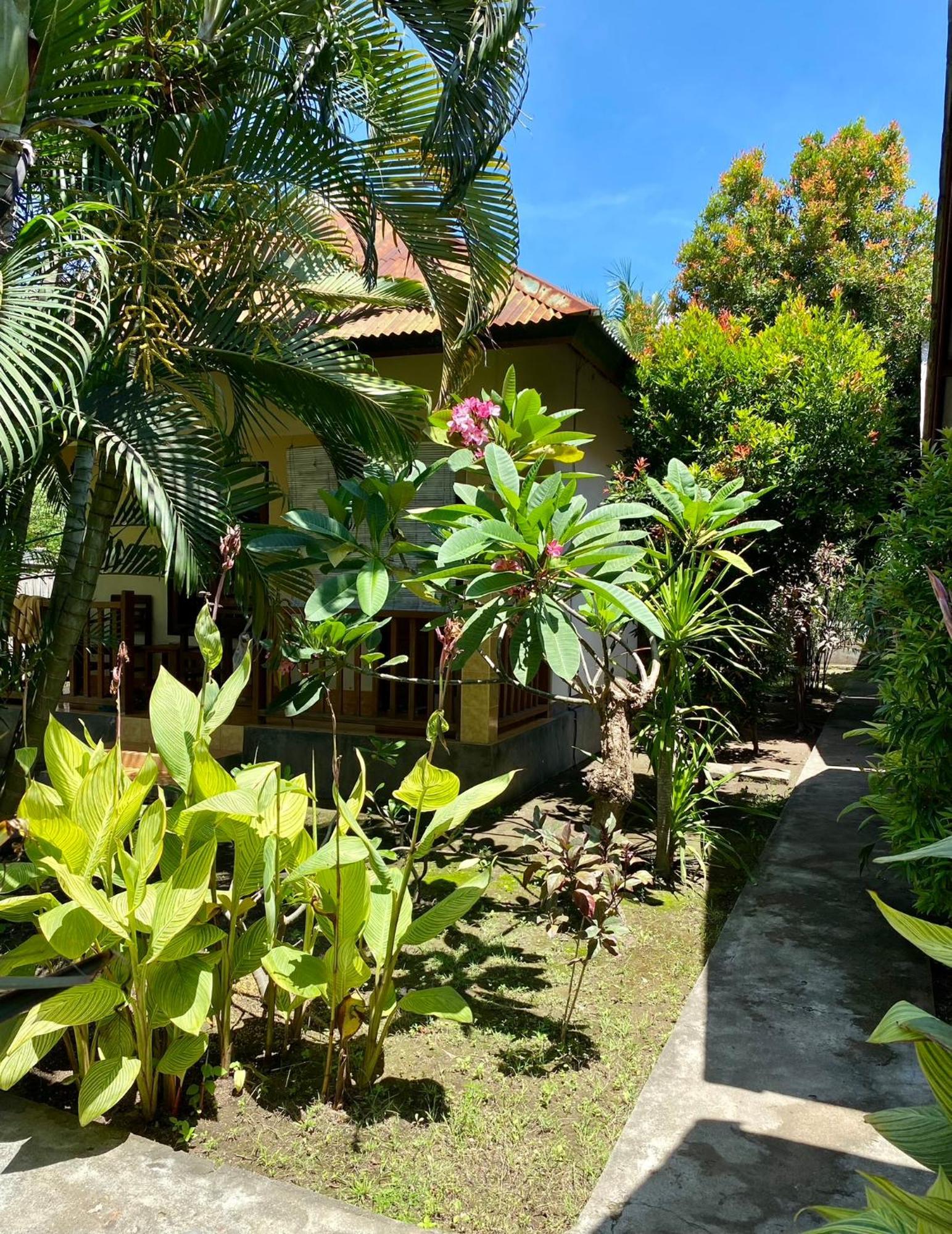 Puring Bungalows Gili Air Buitenkant foto